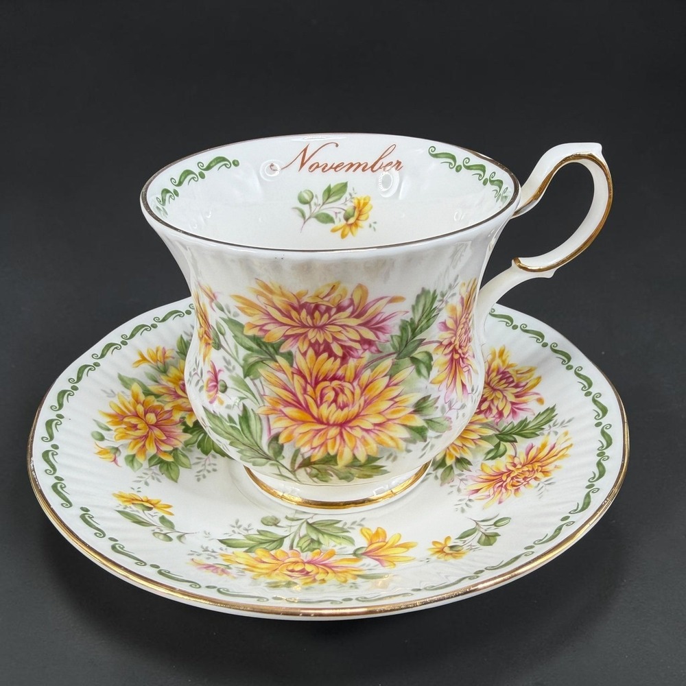 Queen's Fine Bone China November Chrysanthemum Teacup and Saucer Set England